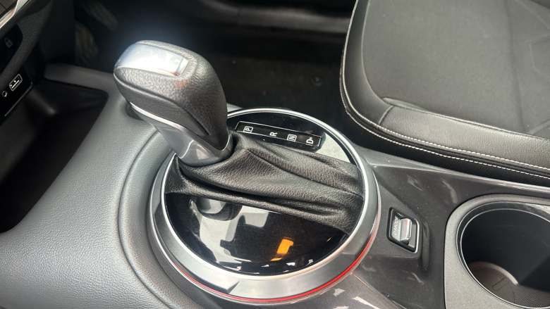 Nissan Juke 1.0 DiG-T 114 Tekna 5dr DCT Petrol Hatchback